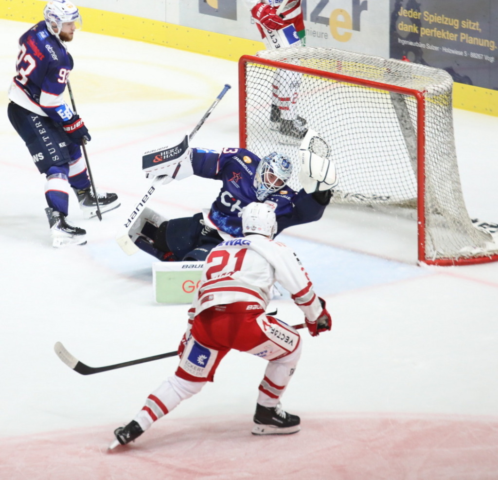 Mit diesem Riesen-Save bewahrte Ilya Sharipov sein Team vor einem möglichen Rückstand. Bild: Kim Enderle